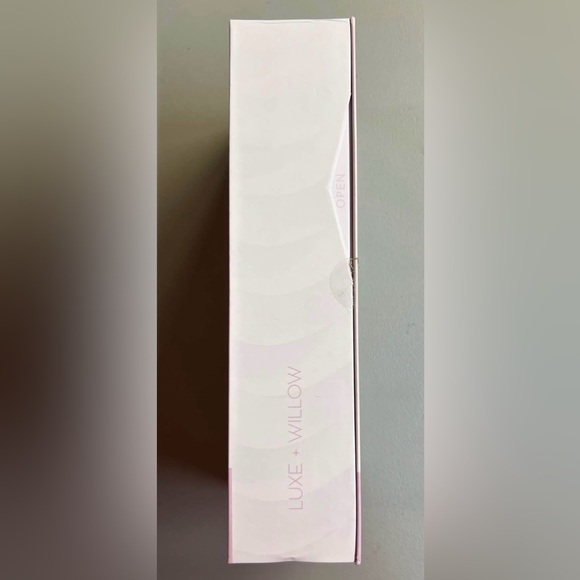 Opulence Lightweight Hair Dryer with Attachments - Picture 5 of 5